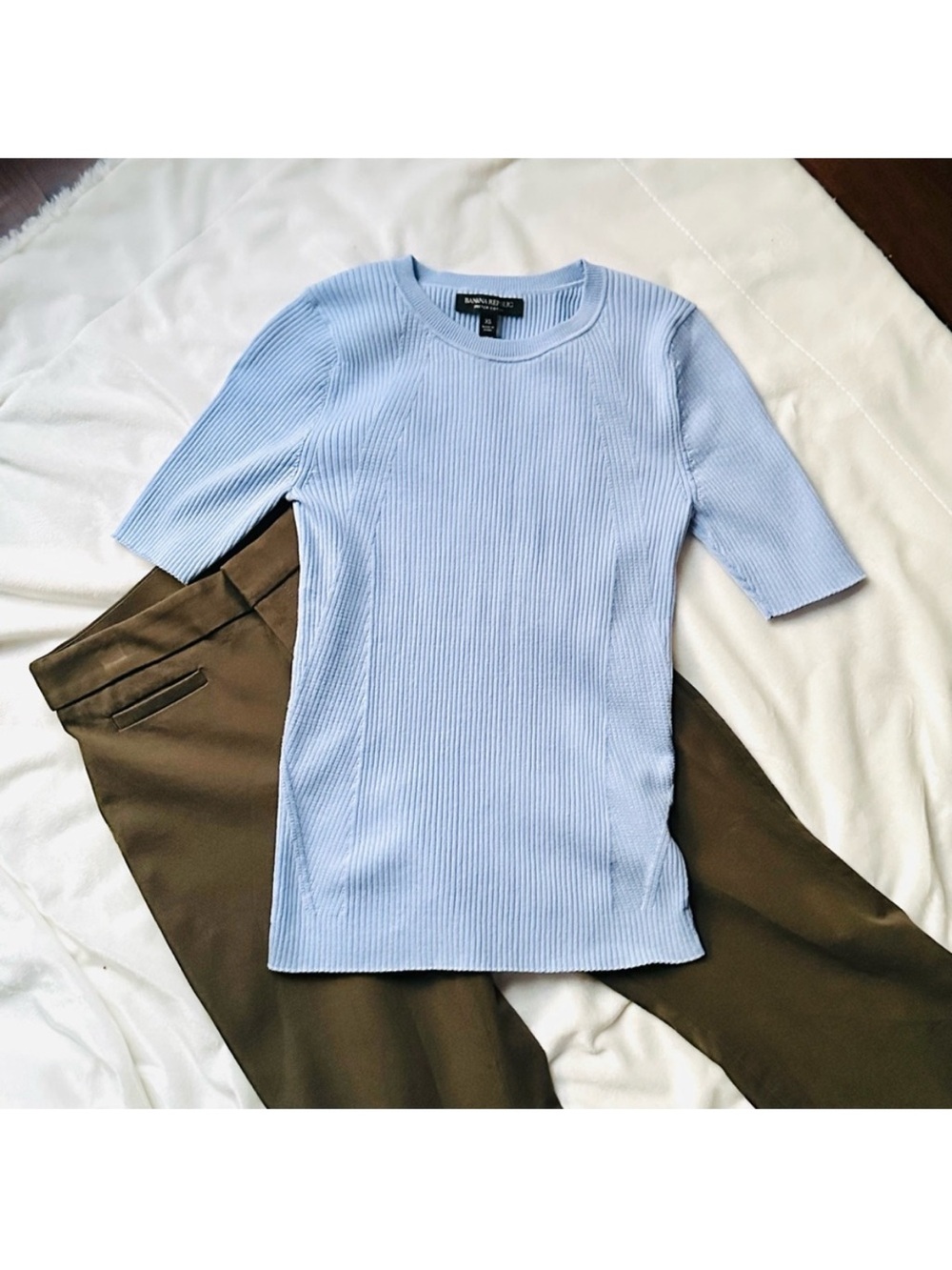 Banana Republic Ribbed Cotton Shirt in Light Cornflower Blue Size Medium